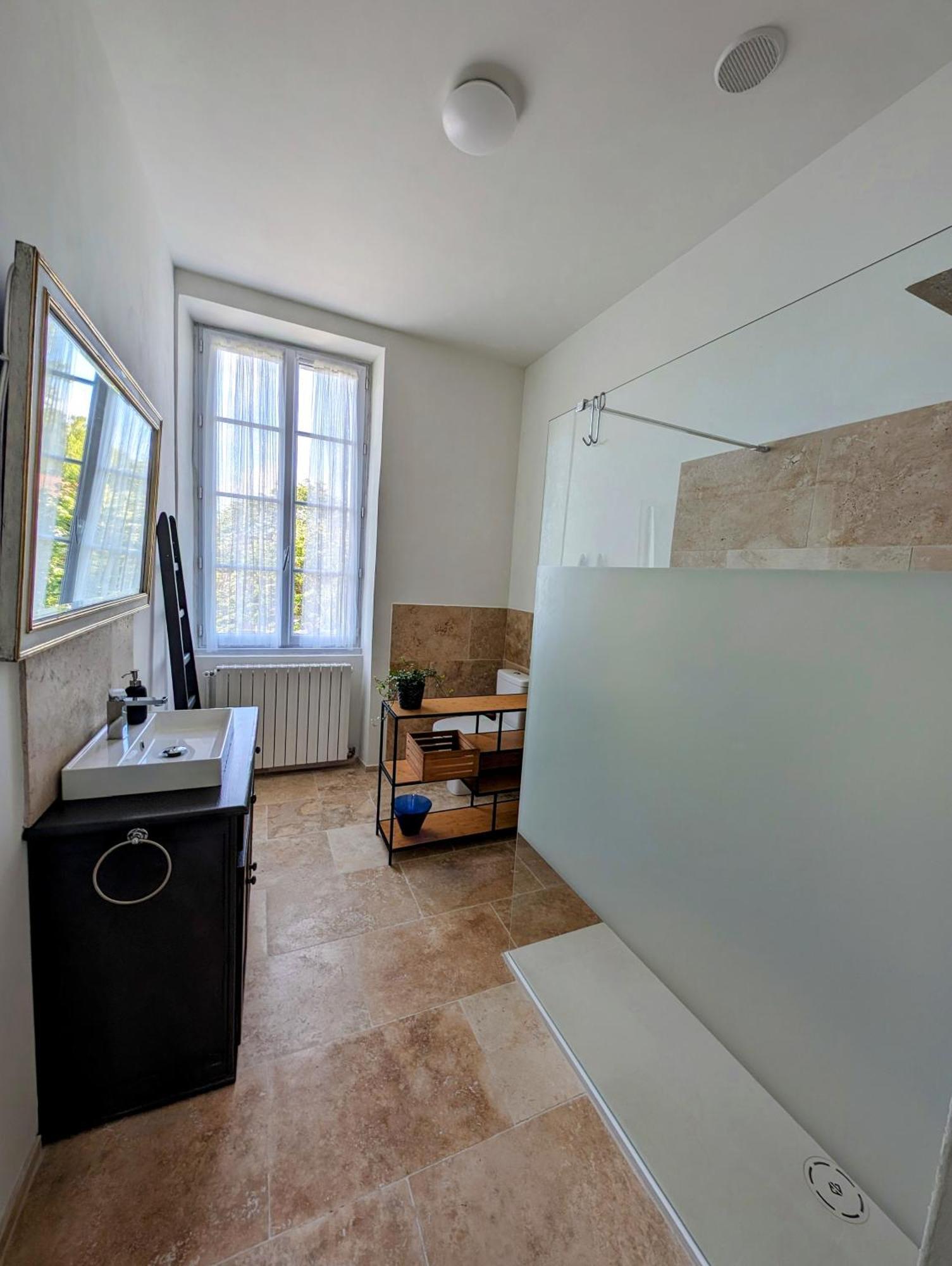 Maison De Style Tout Confort, Position Ideale, Avec Clim Et Petit Exterieur 奥朗日 外观 照片