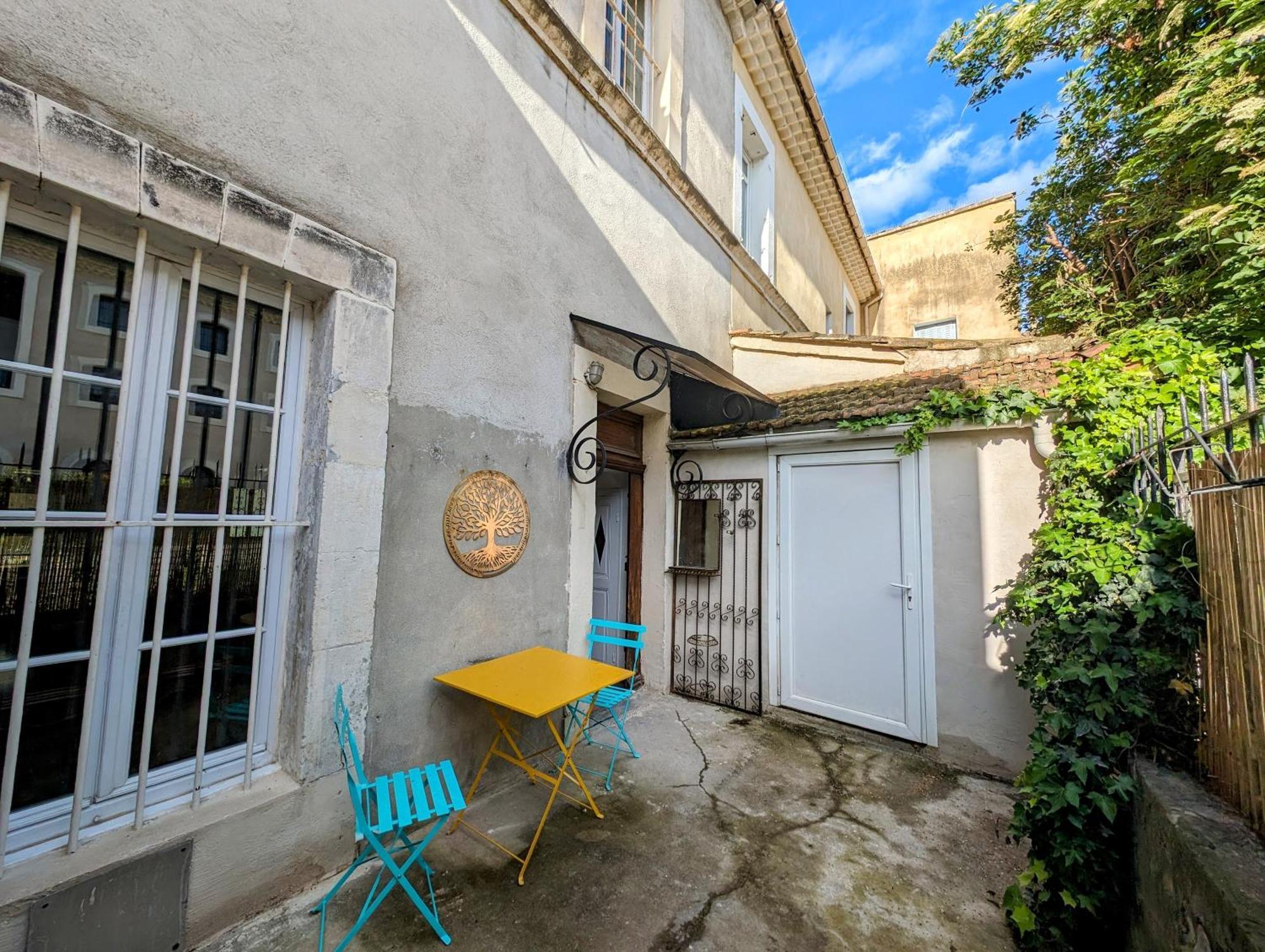 Maison De Style Tout Confort, Position Ideale, Avec Clim Et Petit Exterieur 奥朗日 外观 照片